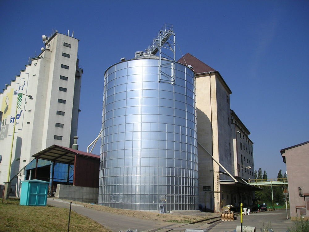 Hospodářské družstvo Hlučín, U Stadionu 615/18, 748 01 Hlučín